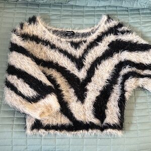 Fuzzy BeBe Black and Cream Striped Crop Sweater